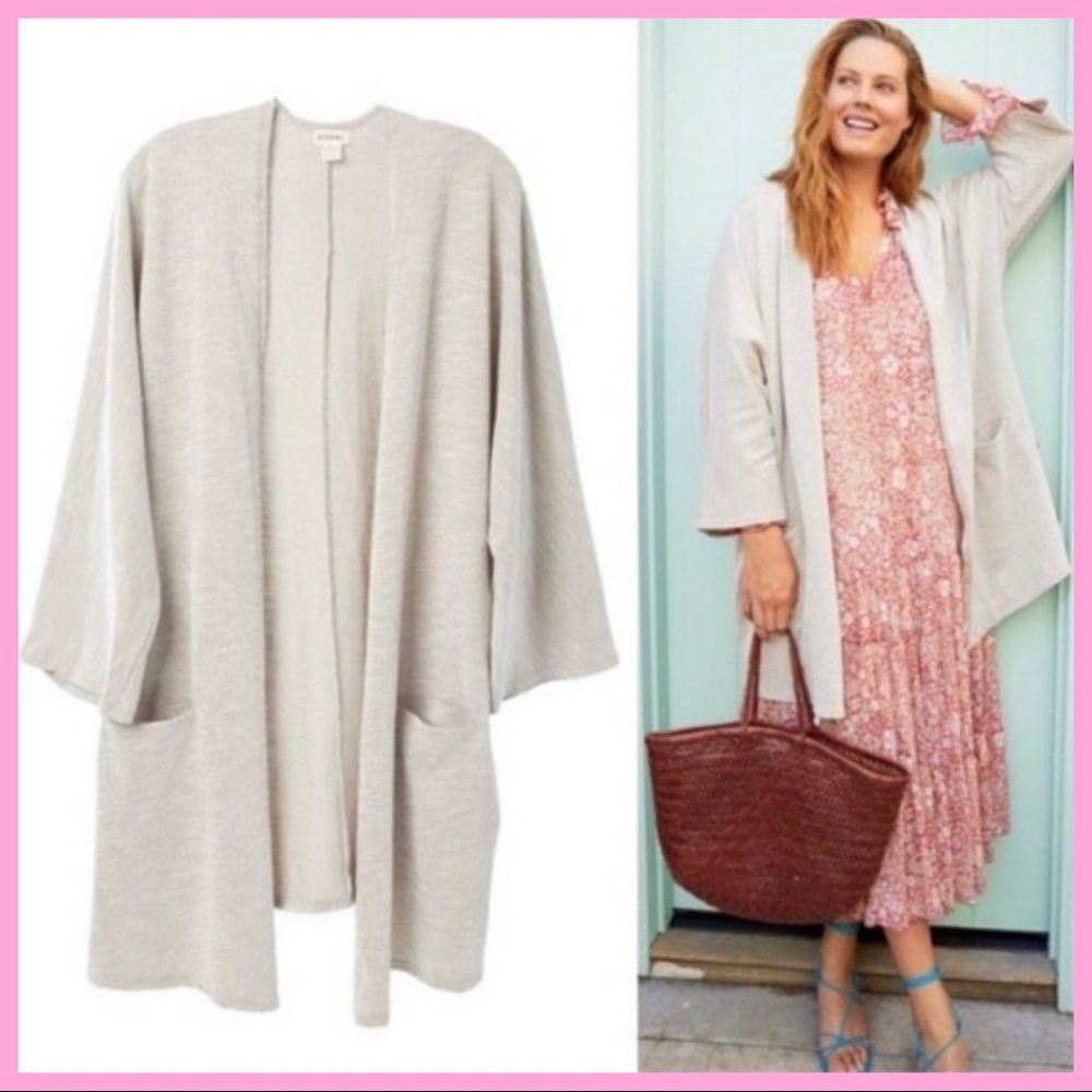 DONNI | NWT Beige Fab Fit Fun Cardigan
